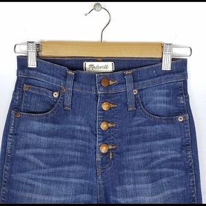 **SOLD** Madewell High-Rise Skinny Jeans